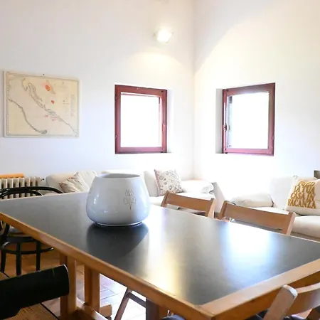 N260 - Numana, Ampio Quadrilocale In Aperta Campagna *